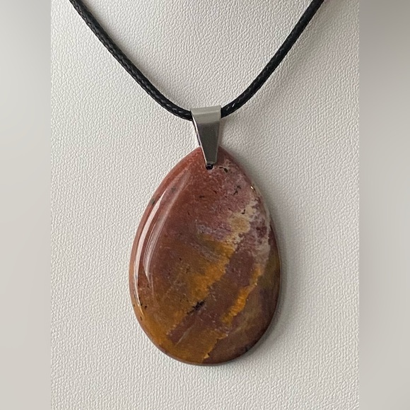 Mookaite Stone Pendant Necklace - Picture 3 of 4